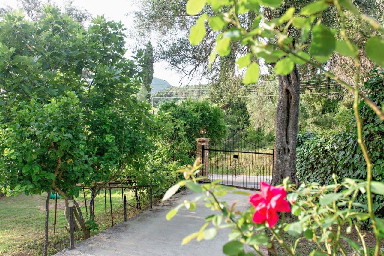 Villa Brigadoon Corfu Agios Ioannis Peristerion Exterior foto